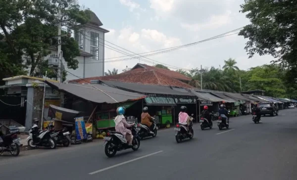 Review Kuliner di Sekitar Jalan Jawa Jember: Surganya Makanan untuk Mahasiswa dan Pecinta Kuliner